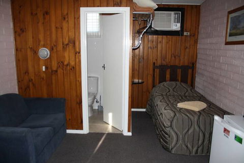 Nhill Oasis Motel - Accommodation Tasmania 6