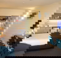 Shoreline Hotel - Accommodation Tasmania