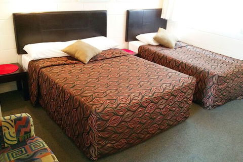 A & A Lodge Motel Emerald - Accommodation Tasmania 7