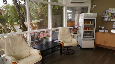 Country Motor Inn Singleton - Accommodation Tasmania 3