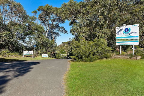 Blue Lagoon Beach Resort - Accommodation Tasmania 2