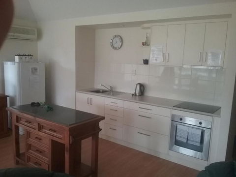 Seaside Villas - Accommodation Tasmania 4