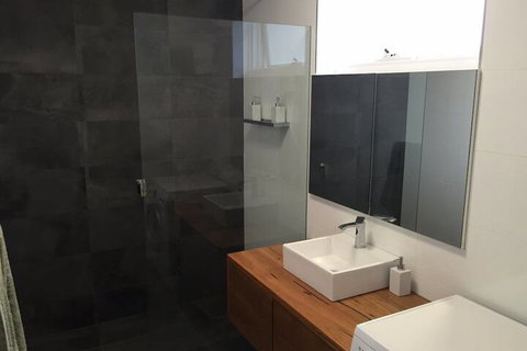 Centrepoint Units Heidelberg - Accommodation Tasmania 7
