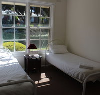 Australian Home Away at Doncaster Grange Park - Accommodation Tasmania