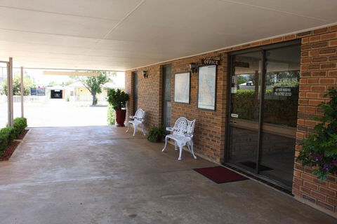 Mid Town Inn Narrabri - Accommodation Tasmania 4