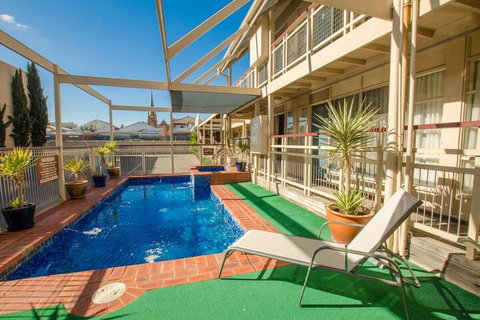MAS Country Riverboat Lodge Motor Inn - Accommodation Tasmania 4