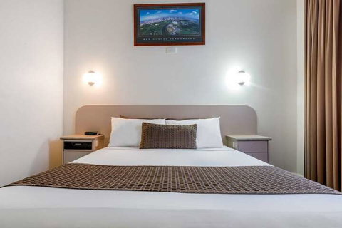 Melbourne's Princes Park Motor Inn - Accommodation Tasmania 5