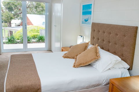 McMillans Of Metung Coastal Resort - Accommodation Tasmania 3