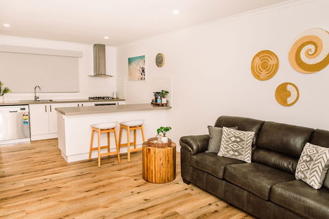 McMillans Of Metung Coastal Resort - Accommodation Tasmania 2