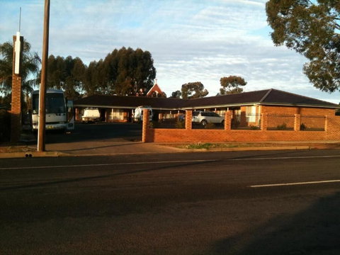Cobar Town And Country Motor Inn - Accommodation Tasmania 0