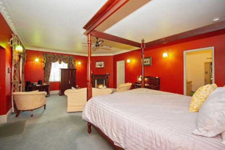 Latham ACT Accommodation Tasmania