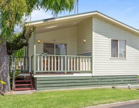 Pleasurelea Tourist Resort And Caravan Park - Accommodation Tasmania 1