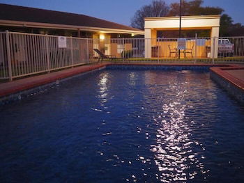 Jacaranda Motel & Holiday Units - Accommodation Tasmania 2