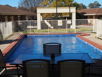 Jacaranda Motel & Holiday Units - Accommodation Tasmania 3