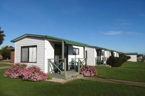 Bay View Holiday Village - Accommodation Tasmania 1