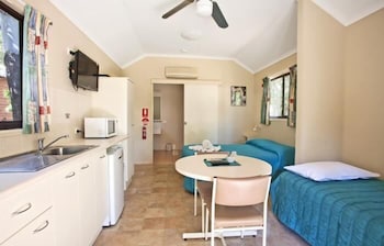 Captain Cook Holiday Village - Accommodation Tasmania 2