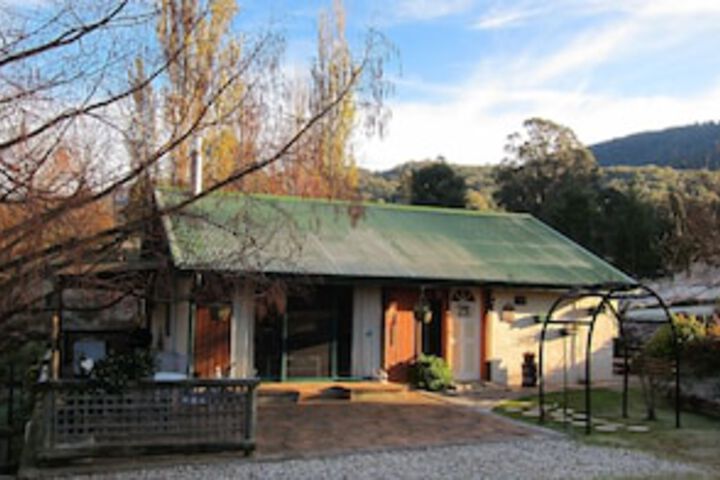 Osbornes Flat VIC Accommodation Tasmania