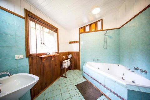 Foxwell Park Lodge & Restaurant - Accommodation Tasmania 1