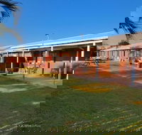 Morayfield Tavern  Motel - Accommodation Tasmania