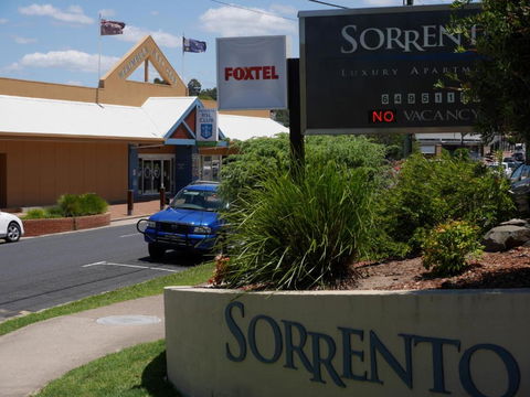 Sorrento Luxury Apartments - Accommodation Tasmania 1