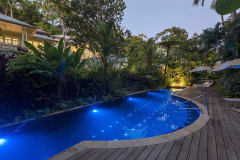 Latitude 16 On Grant St - Accommodation Tasmania 1