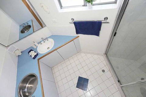 Scarborough Beach Front Resort Shell 4 - Accommodation Tasmania 4