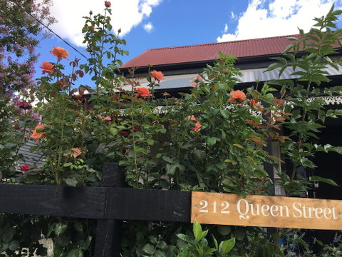 Stay Social - Accommodation Tasmania 0