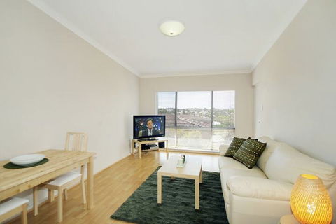 Acacia Holiday Or Business Stay Accommodation - Accommodation Tasmania 3