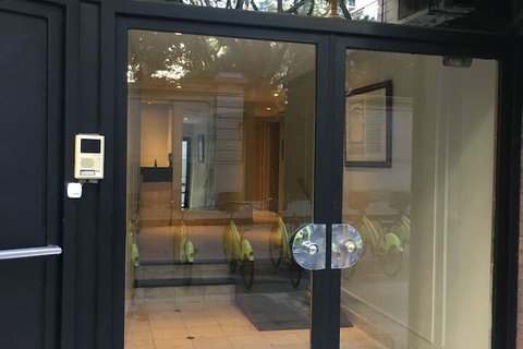 Dlux Hostel - Accommodation Tasmania 0