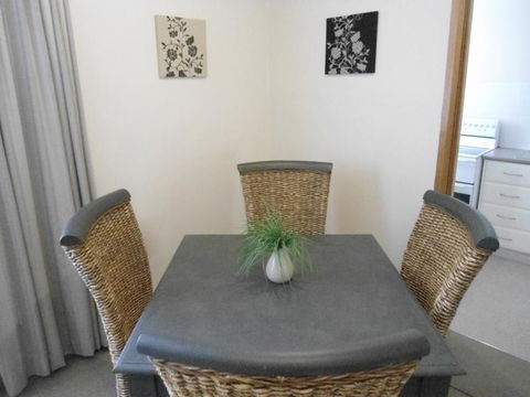 Ashwood Apartment Bellerive - Accommodation Tasmania 1