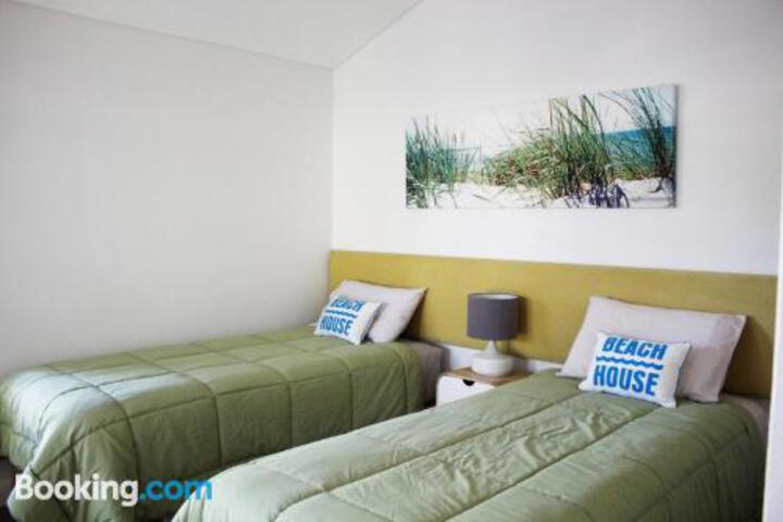 Mount Tom QLD Accommodation Tasmania