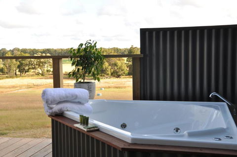 Mile End Glamping Pty Ltd - Accommodation Tasmania 5