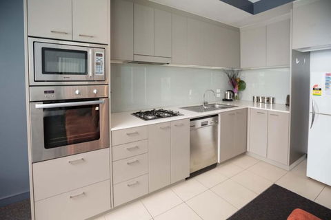 Honeysuckle Executive Suites - Accommodation Tasmania 4