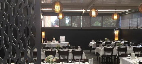 L'Olio Italian Kitchen - Accommodation Tasmania 1