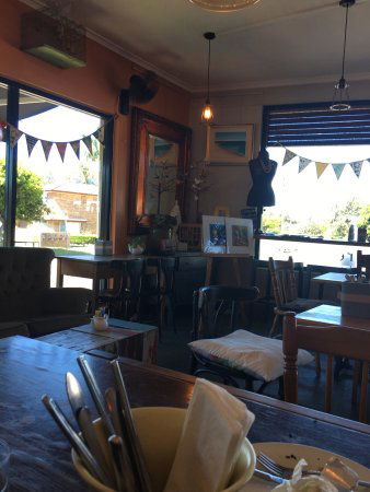 Two Birds Gallery Cafe - Accommodation Tasmania 0
