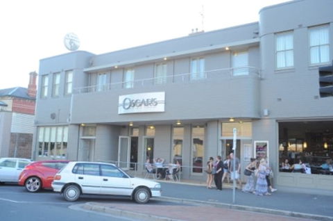 Oscar's Hotel And Cafe Bar - Accommodation Tasmania 0
