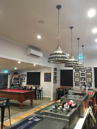 Hearn's Meredith Hotel - Accommodation Tasmania 0