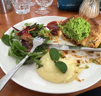 Lake Edge Cafe - Accommodation Tasmania