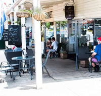 Legends on hansen - Accommodation Tasmania