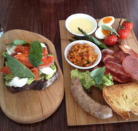 Gertrude  Mabel - Accommodation Tasmania