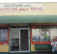 MacIntyre Hot Bread Shop - Accommodation Tasmania