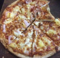 Crust Gourmet Pizza Bar Woolongong - Accommodation Tasmania