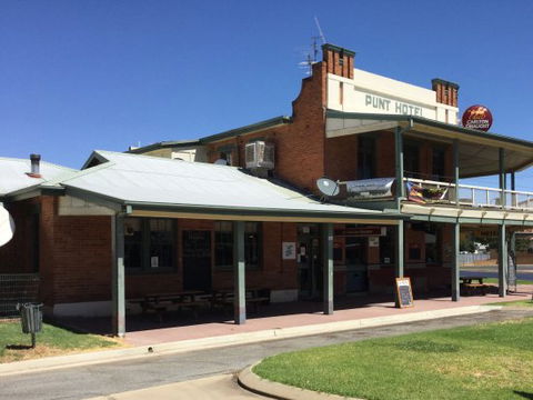 Punt Hotel - Accommodation Tasmania 0