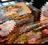 Sir John's Bar - Accommodation Tasmania