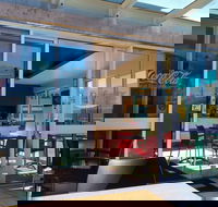 Pete's Upton St. Brasserie - Accommodation Tasmania