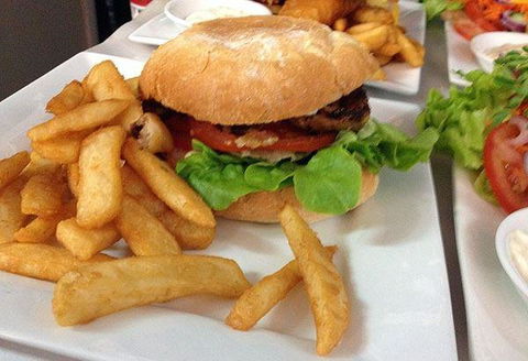 Bissys Cafe & Catering - Accommodation Tasmania 9