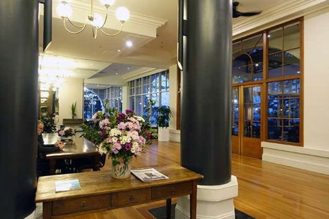 Lord Ashley Bar - Accommodation Tasmania 0