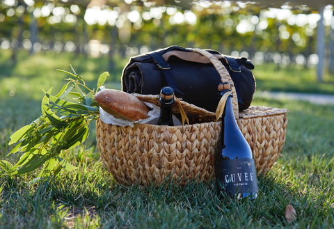 Rowlee Wines Picnic Hamper - Accommodation Tasmania 0