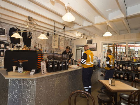 Simply Beans Roastery And Espresso Bar - Accommodation Tasmania 2