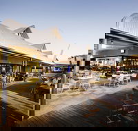 Kawana Waters Hotel - Accommodation Tasmania
